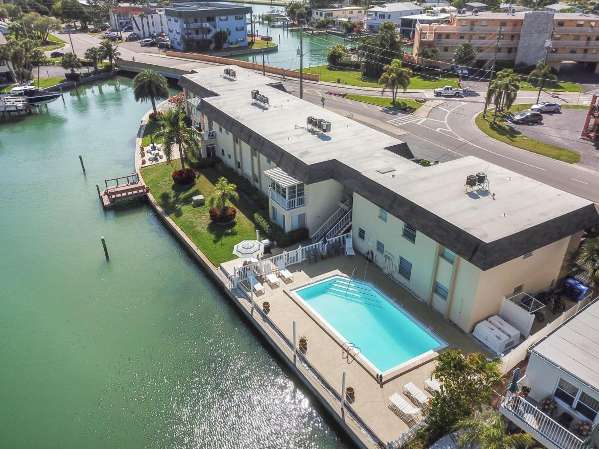 Funshine Pointe Capri Apartment St. Pete Beach Exterior photo